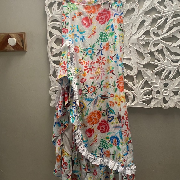 All Things Mochi White Floral Silk Clara skirt XS - Picture 10 of 15